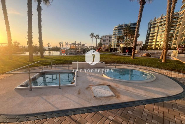 D'occasion - Appartement -
Punta Prima - Costa Blanca