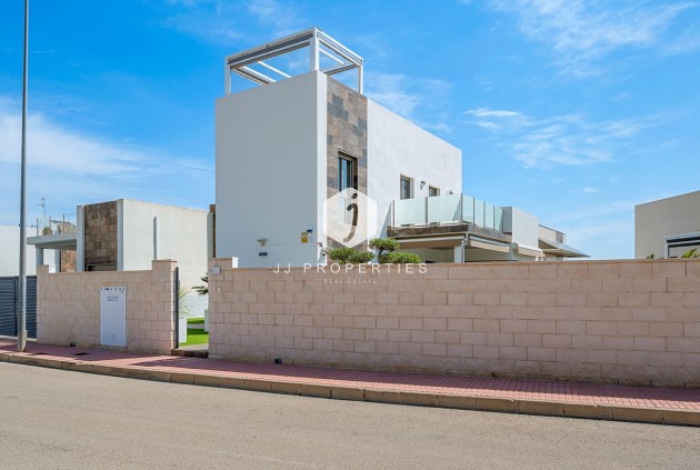 Tweedehands - Villa -
Orihuela Costa - Costa Blanca