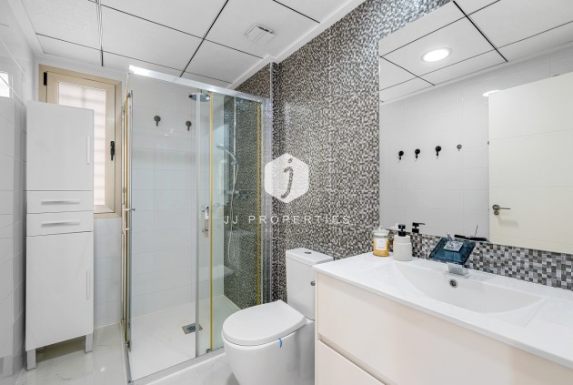 Tweedehands - Villa -
Orihuela Costa - Costa Blanca