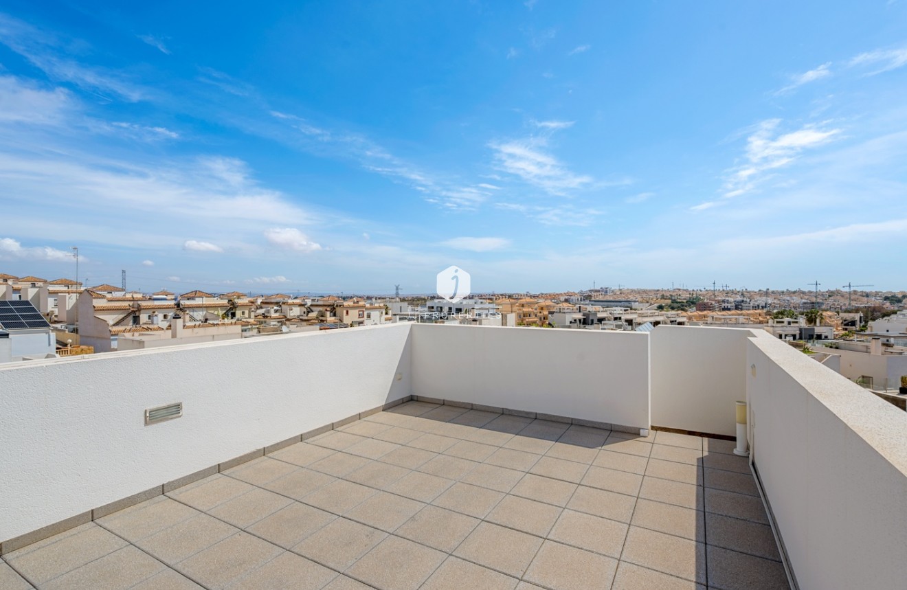 Tweedehands - Villa -
Orihuela Costa - Costa Blanca