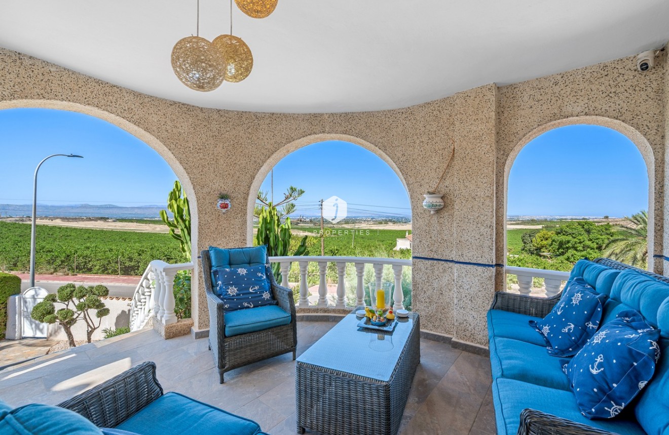 Segunda mano - Villa -
Almoradí - Inland