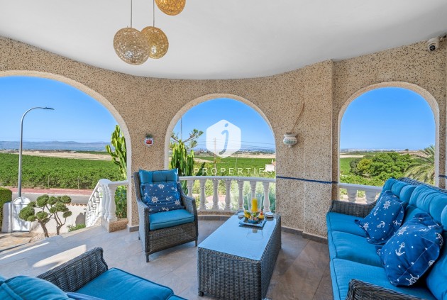 Segunda mano - Villa -
Almoradí - Inland