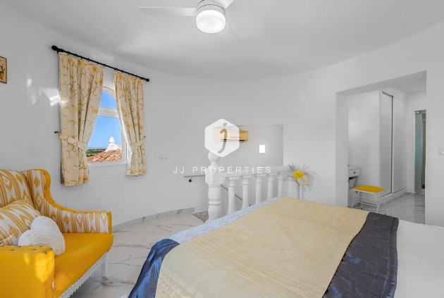 Segunda mano - Villa -
Almoradí - Inland