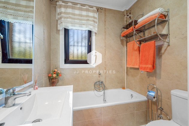 Segunda mano - Villa -
Almoradí - Inland