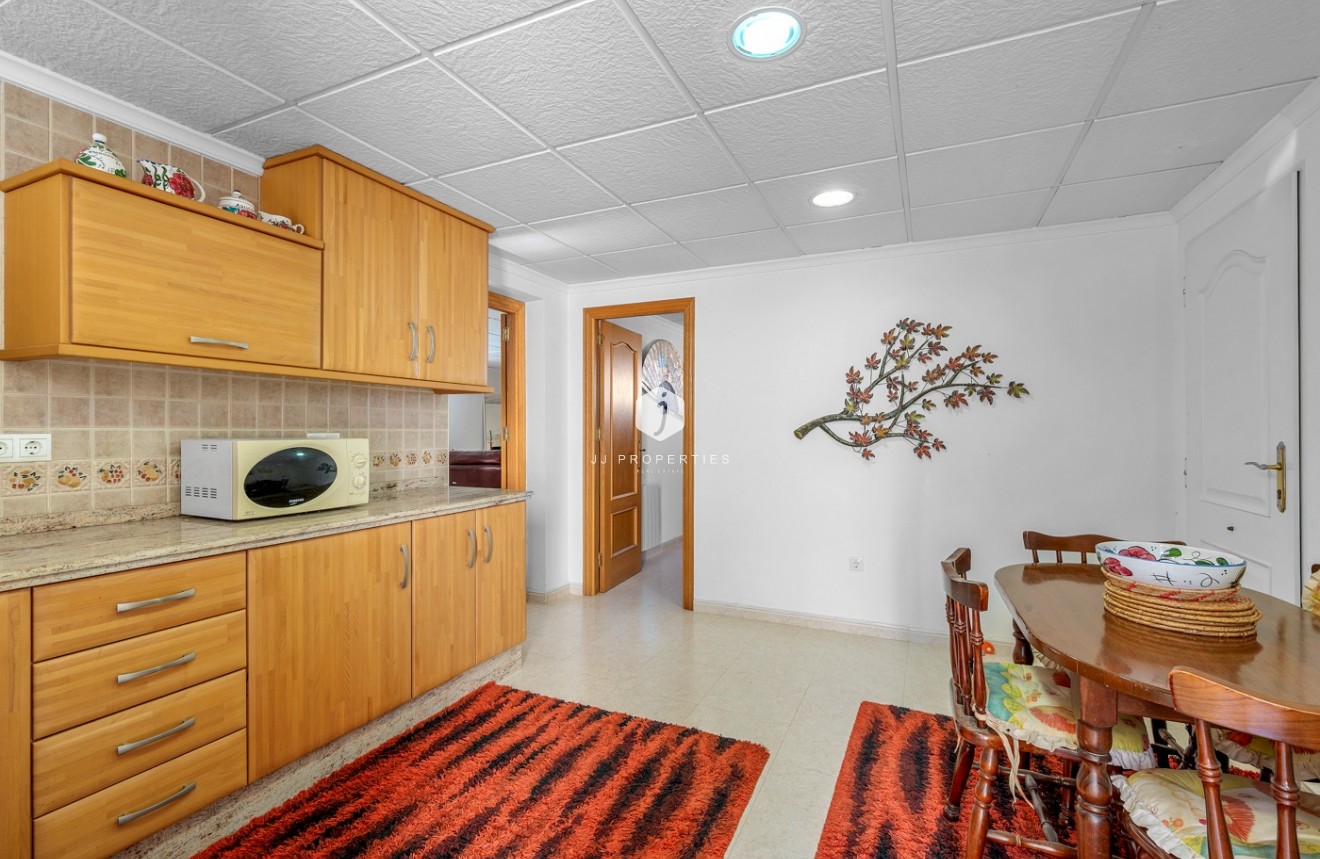 Segunda mano - Villa -
Almoradí - Inland