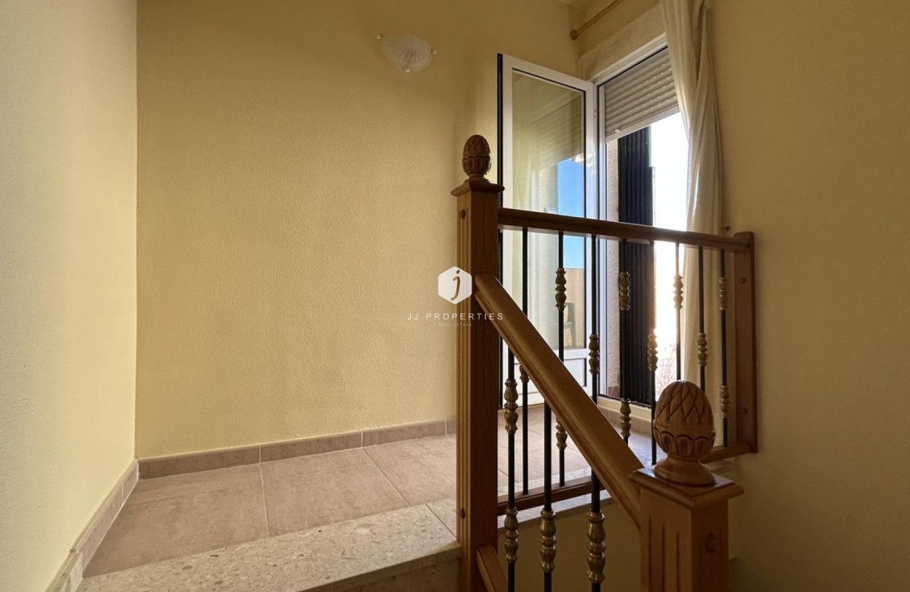 Segunda mano - Chalet -
Los Altos - Costa Blanca