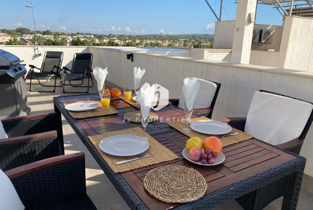 Aus zweiter Hand - Penthouse -
El Raso - Costa Blanca