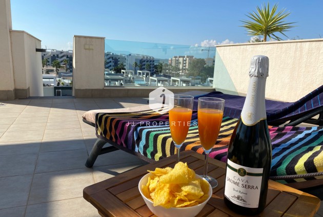 Aus zweiter Hand - Penthouse -
El Raso - Costa Blanca