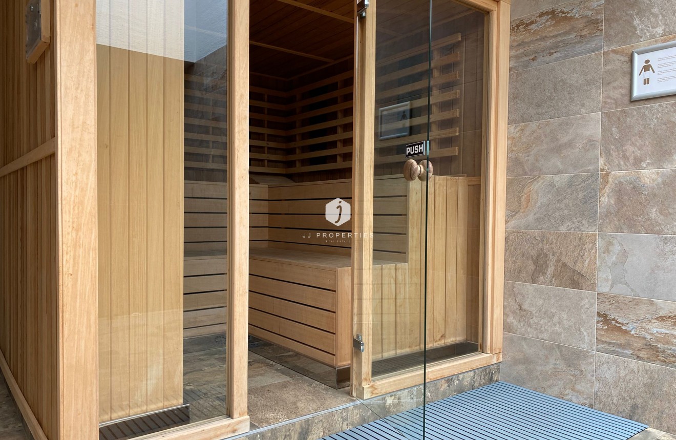 Aus zweiter Hand - Penthouse -
El Raso - Costa Blanca