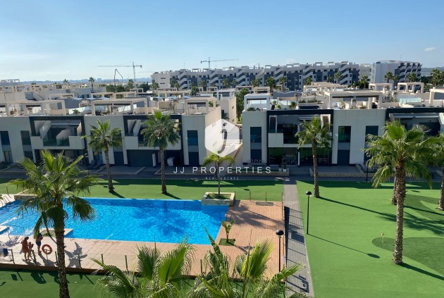 Aus zweiter Hand - Penthouse -
El Raso - Costa Blanca
