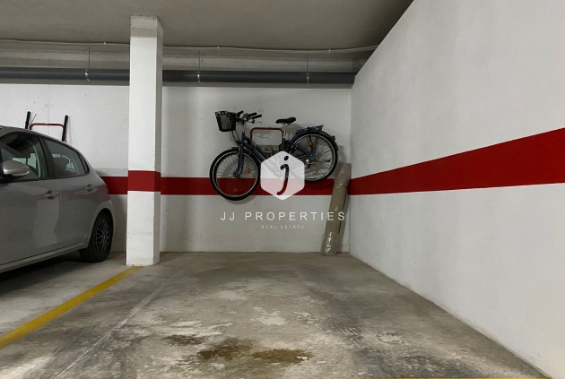 Aus zweiter Hand - Penthouse -
El Raso - Costa Blanca