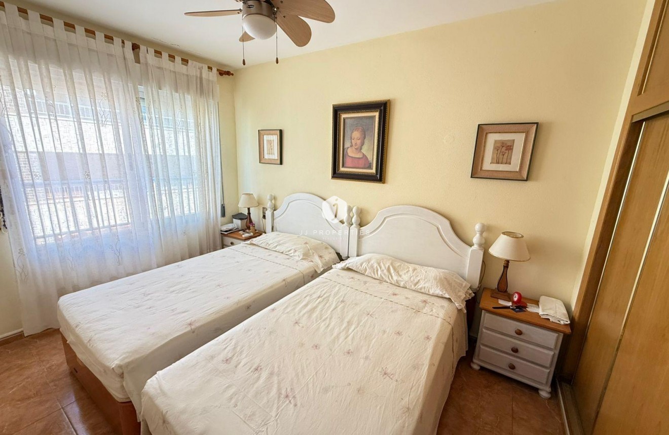 Segunda mano - Apartamento / piso -
Torrevieja - Playa del Cura