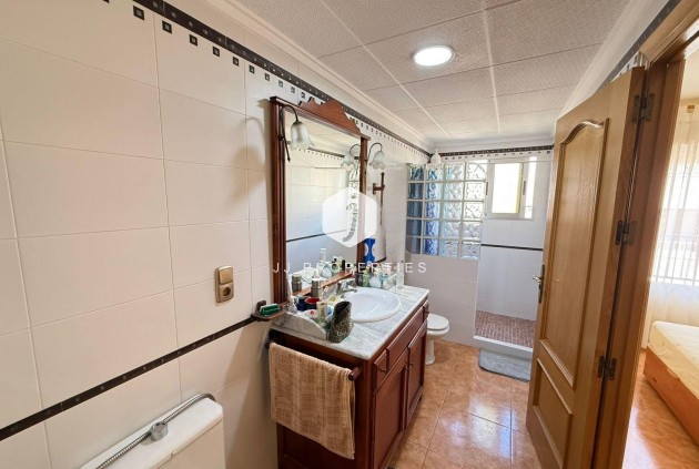 Segunda mano - Apartamento / piso -
Torrevieja - Playa del Cura