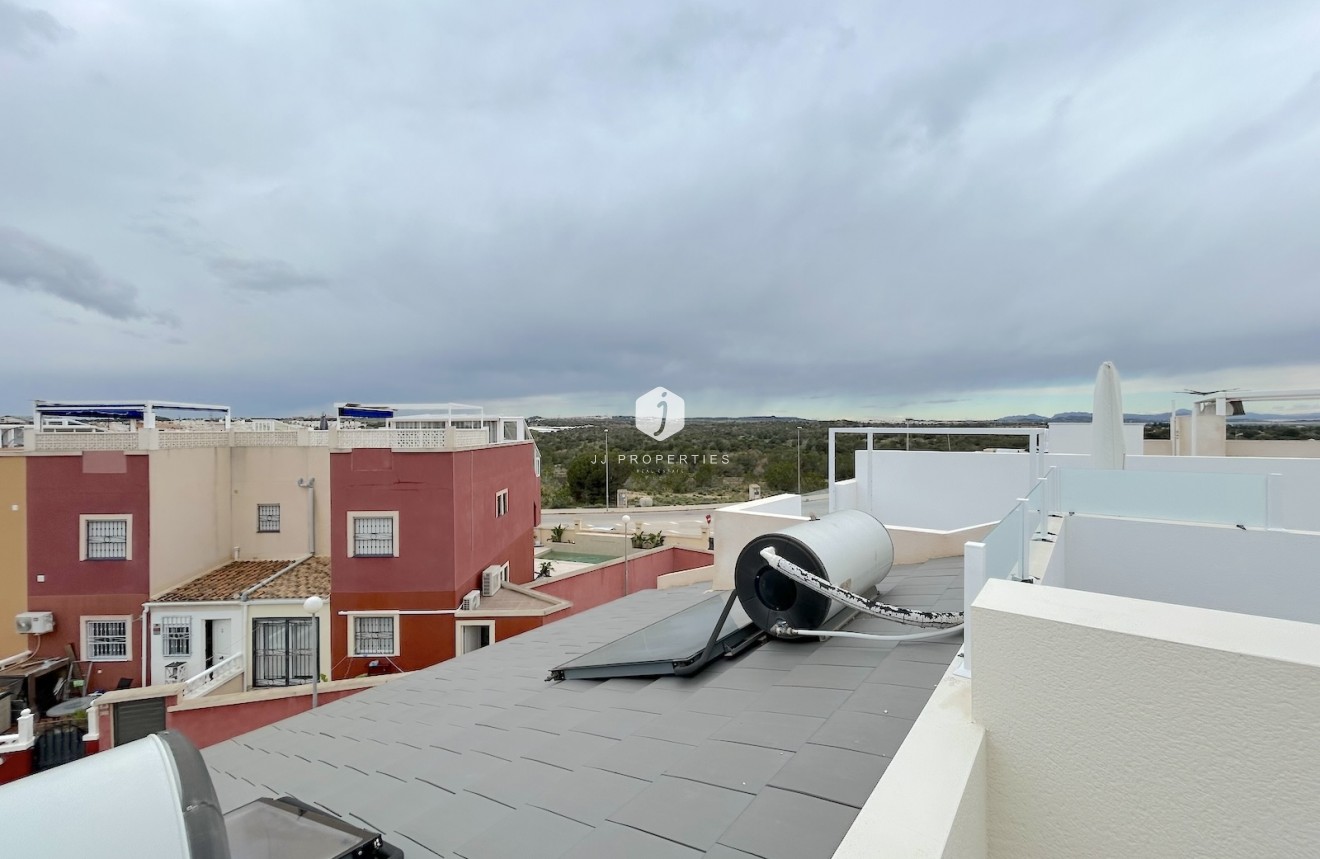 Tweedehands - Appartement / flat -
Los Balcones - Costa Blanca