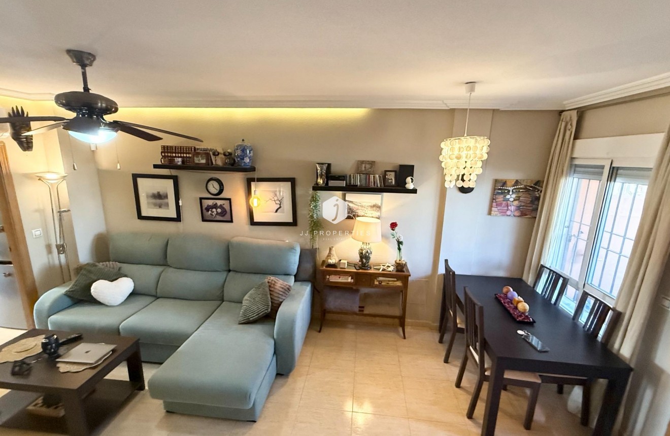 Segunda mano - Chalet -
Torrevieja - El Limonar