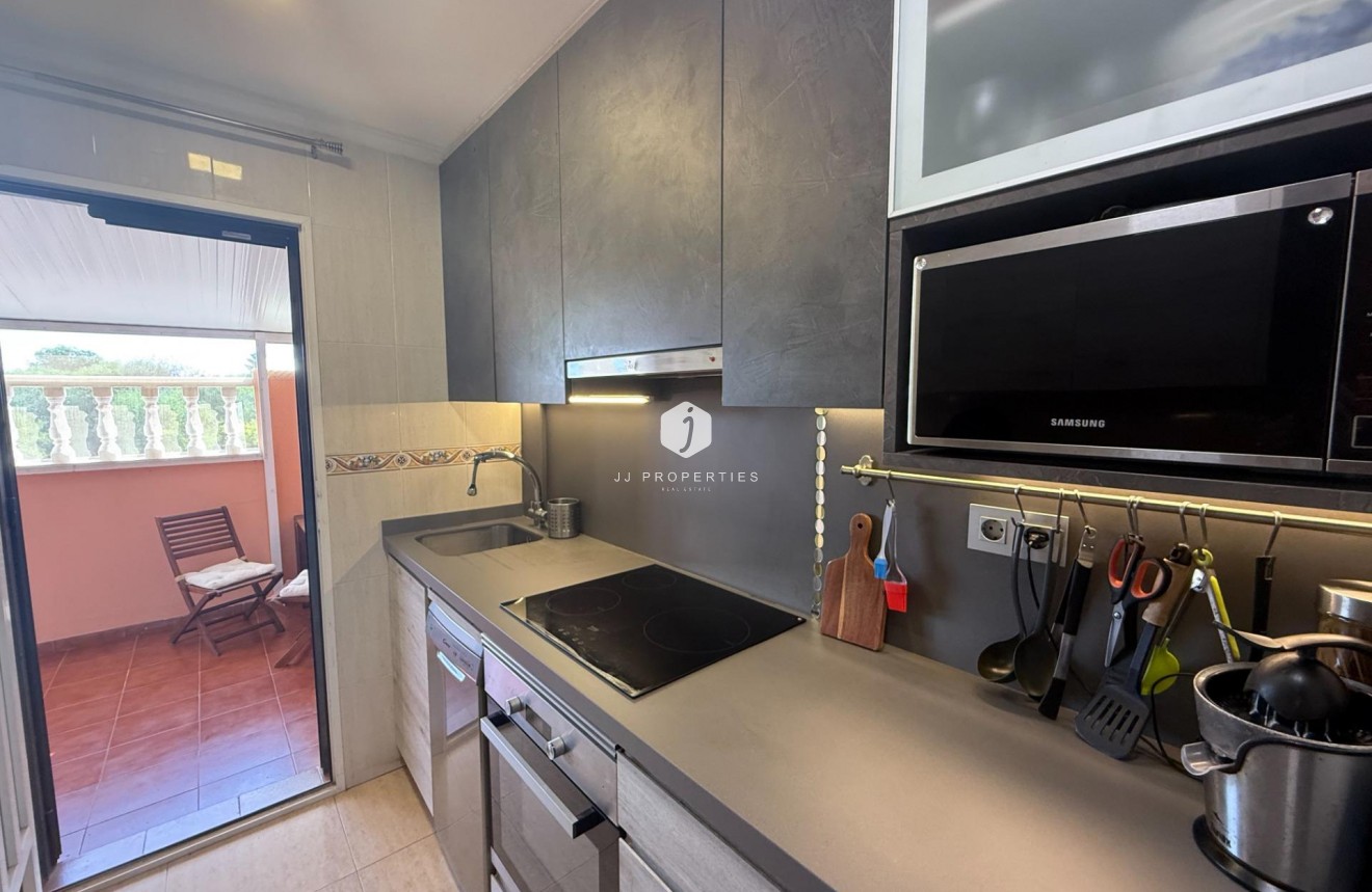 Segunda mano - Chalet -
Torrevieja - El Limonar