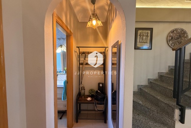 Segunda mano - Chalet -
Torrevieja - El Limonar