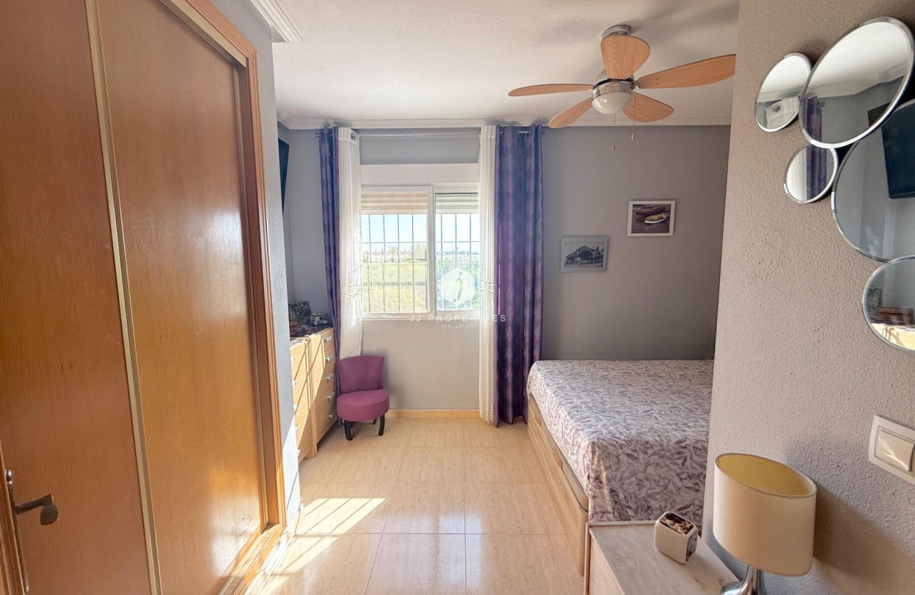 Segunda mano - Chalet -
Torrevieja - El Limonar