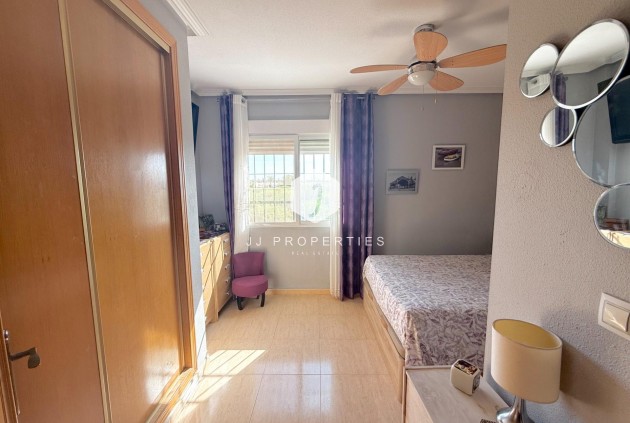 Segunda mano - Chalet -
Torrevieja - El Limonar