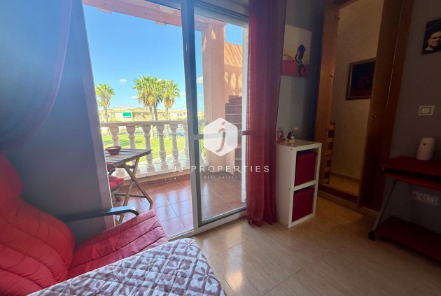 Segunda mano - Chalet -
Torrevieja - El Limonar