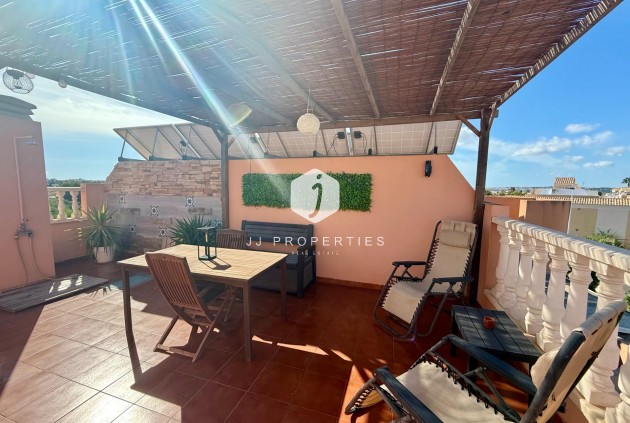 Segunda mano - Chalet -
Torrevieja - El Limonar