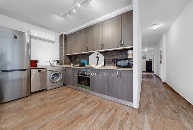 D'occasion - Appartement -
Torrevieja - Playa del Cura