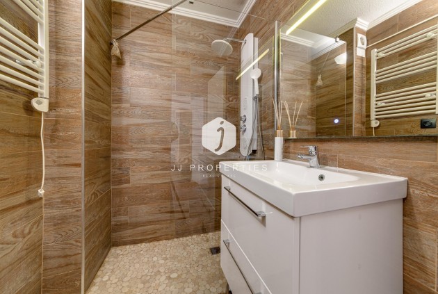 D'occasion - Appartement -
Torrevieja - Playa del Cura