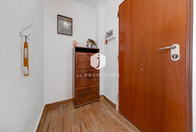 D'occasion - Appartement -
Torrevieja - Playa del Cura