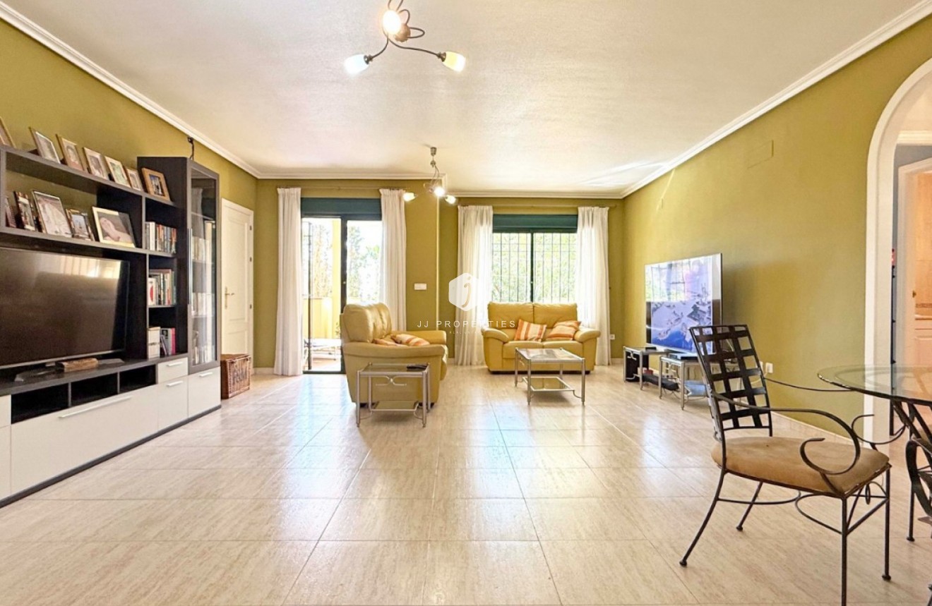 Segunda mano - Apartamento / piso -
Orihuela Costa - Costa Blanca