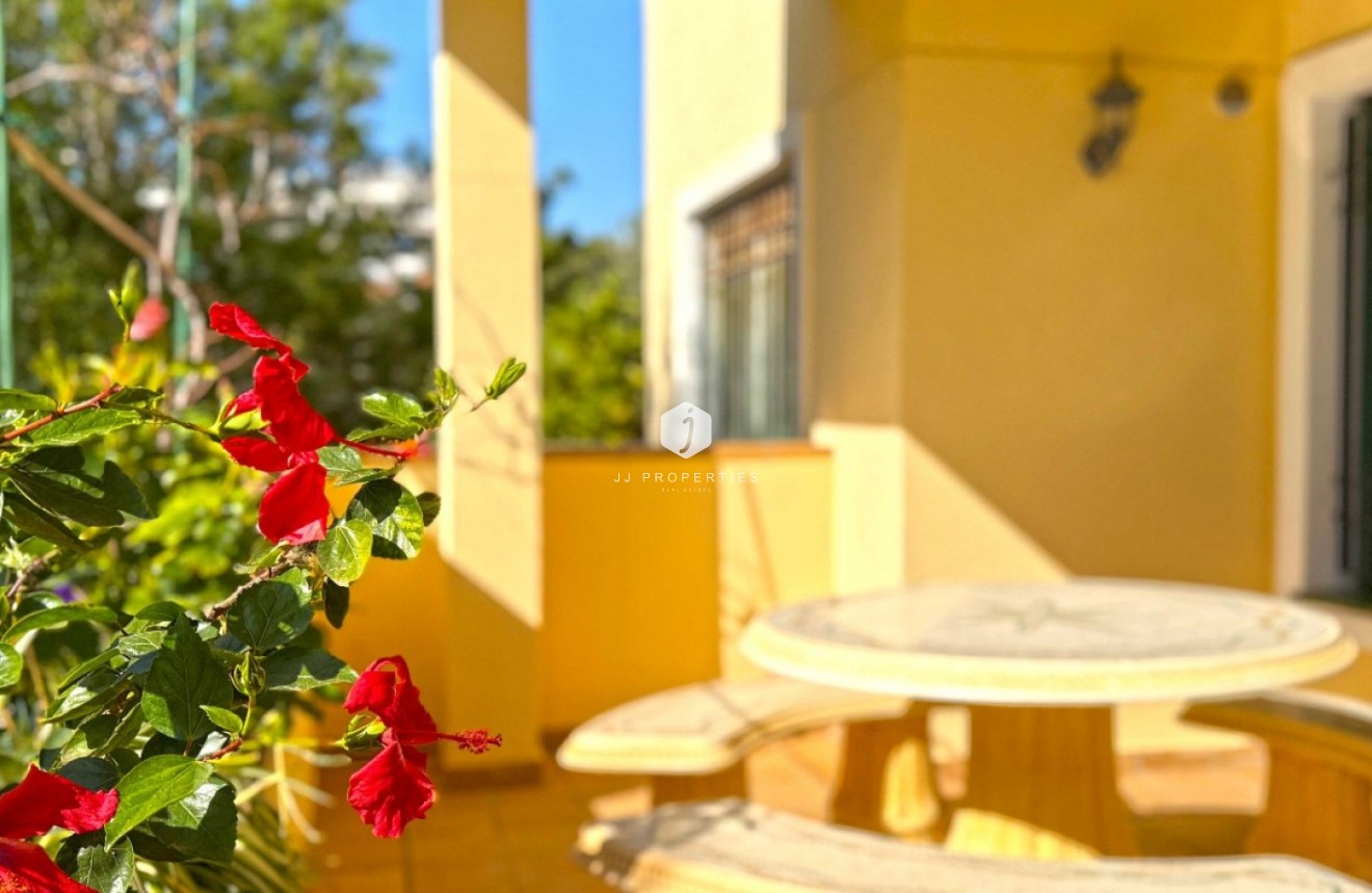 Segunda mano - Apartamento / piso -
Orihuela Costa - Costa Blanca