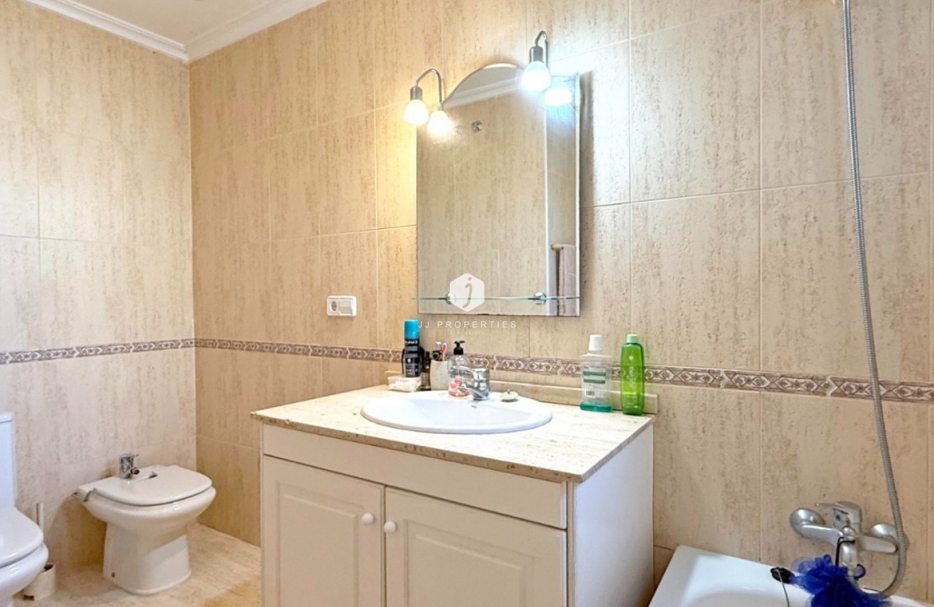 Segunda mano - Apartamento / piso -
Orihuela Costa - Costa Blanca