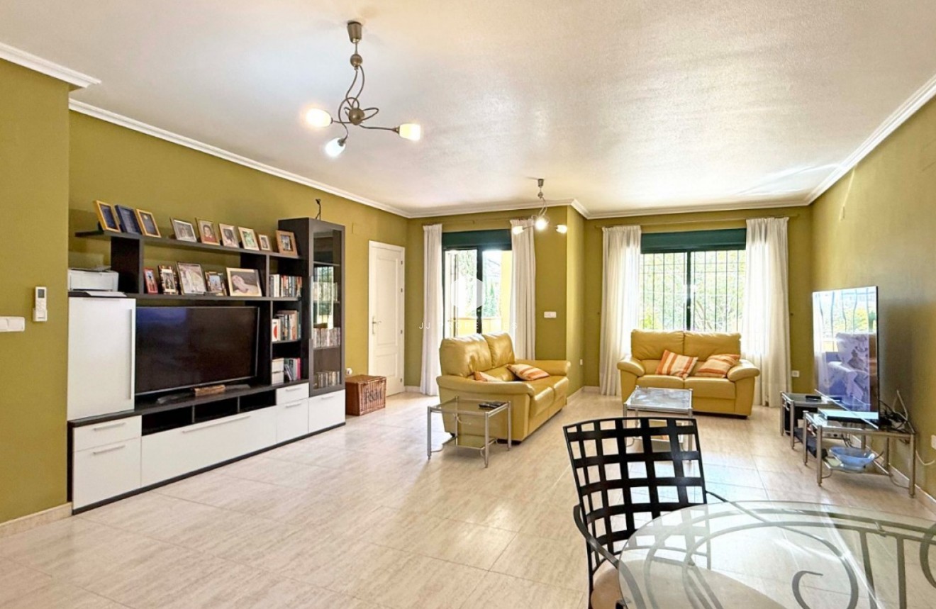 Segunda mano - Apartamento / piso -
Orihuela Costa - Costa Blanca