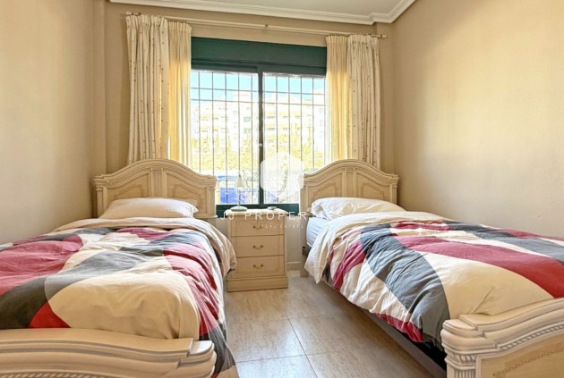 Segunda mano - Apartamento / piso -
Orihuela Costa - Costa Blanca