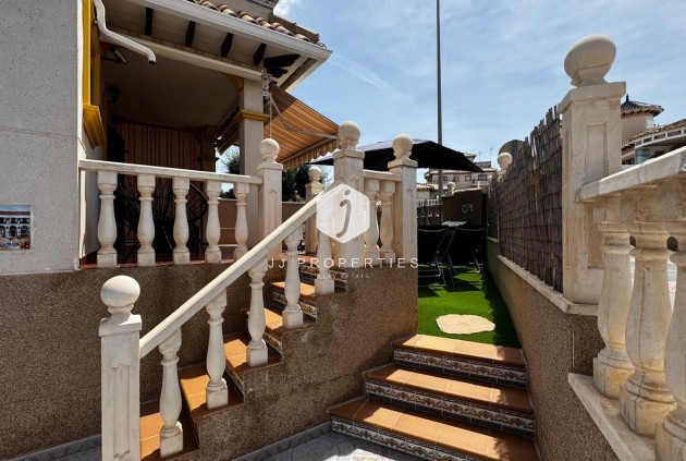 Segunda mano - Chalet -
Orihuela Costa - Costa Blanca