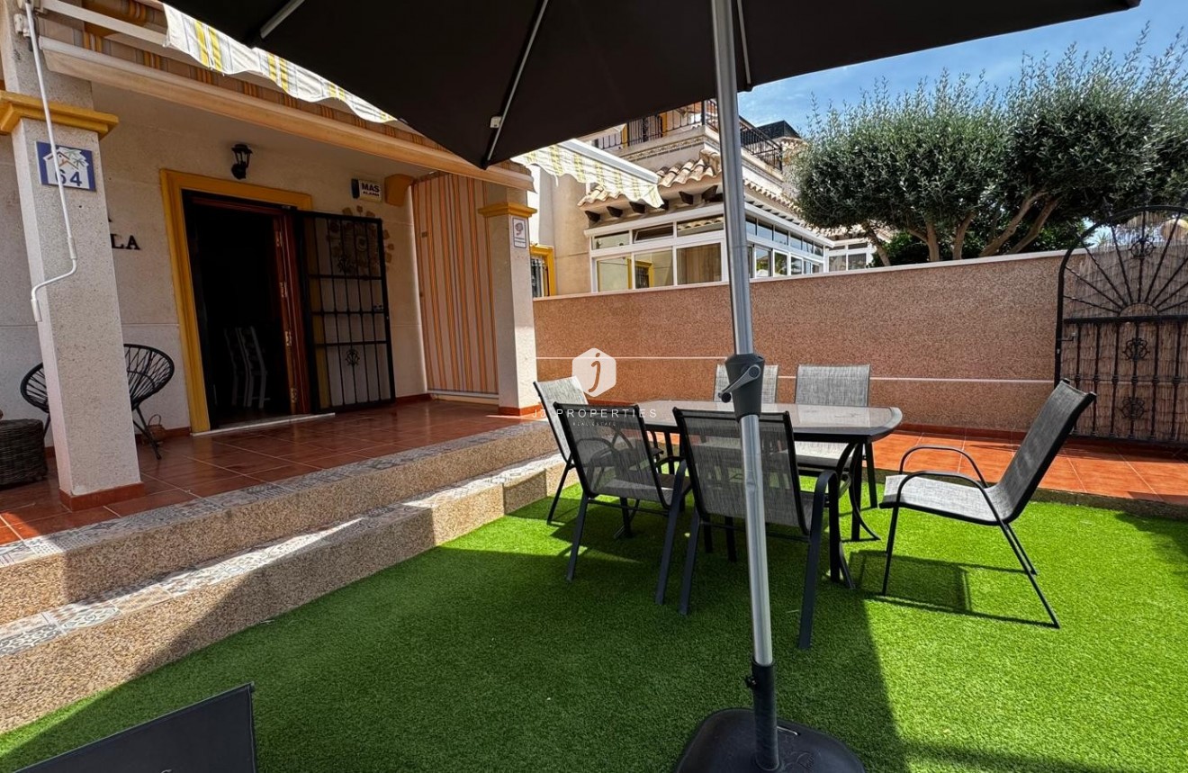 Segunda mano - Chalet -
Orihuela Costa - Costa Blanca