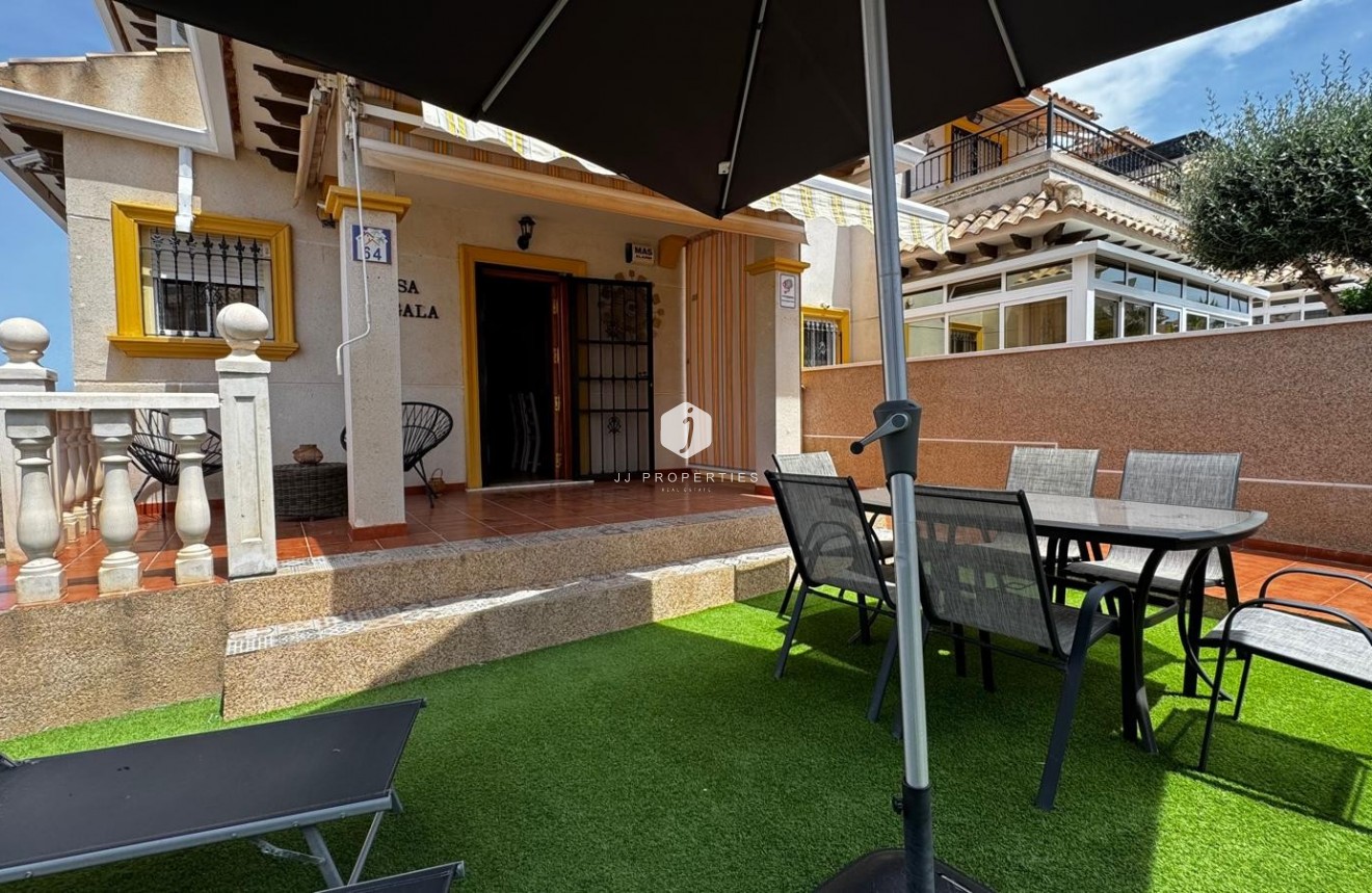 Segunda mano - Chalet -
Orihuela Costa - Costa Blanca