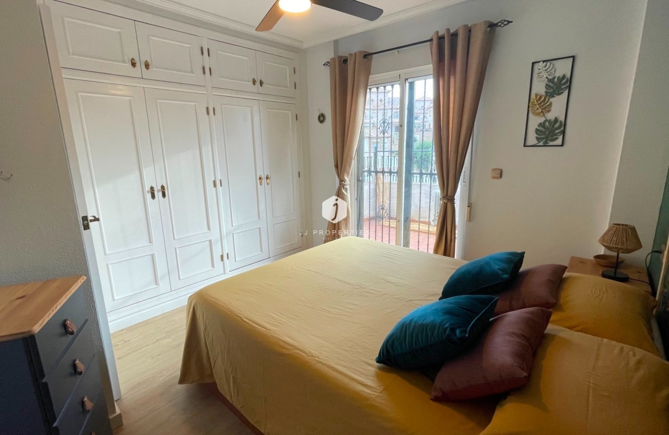 Segunda mano - Chalet -
Orihuela Costa - Costa Blanca