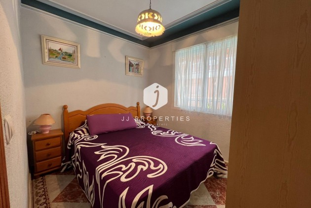 Tweedehands - Chalet -
Torrevieja - La Mata