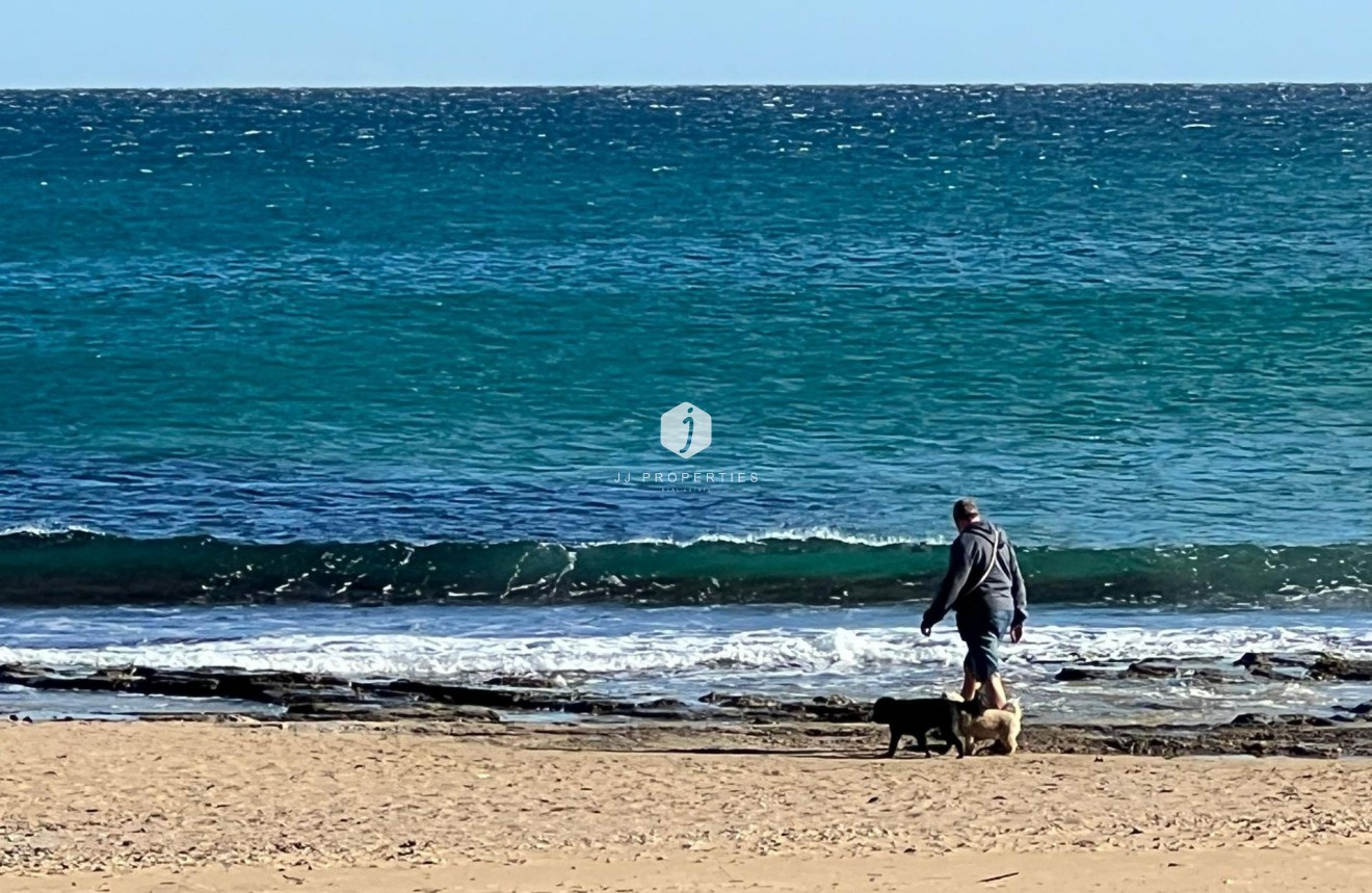 Tweedehands - Chalet -
Torrevieja - La Mata