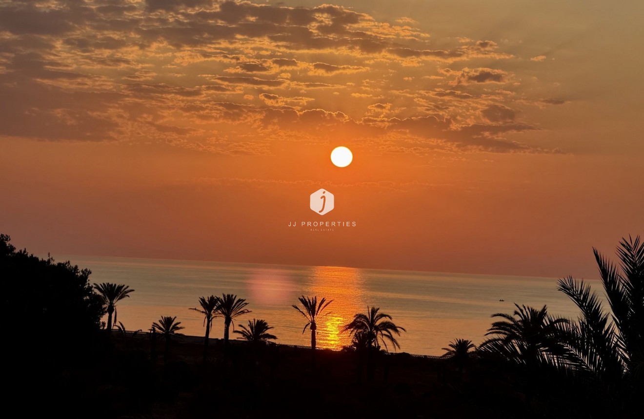 Segunda mano - Ático -
San Miguel de Salinas - Inland