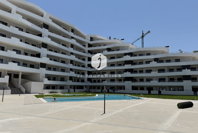 Segunda mano - Ático -
San Miguel de Salinas - Inland