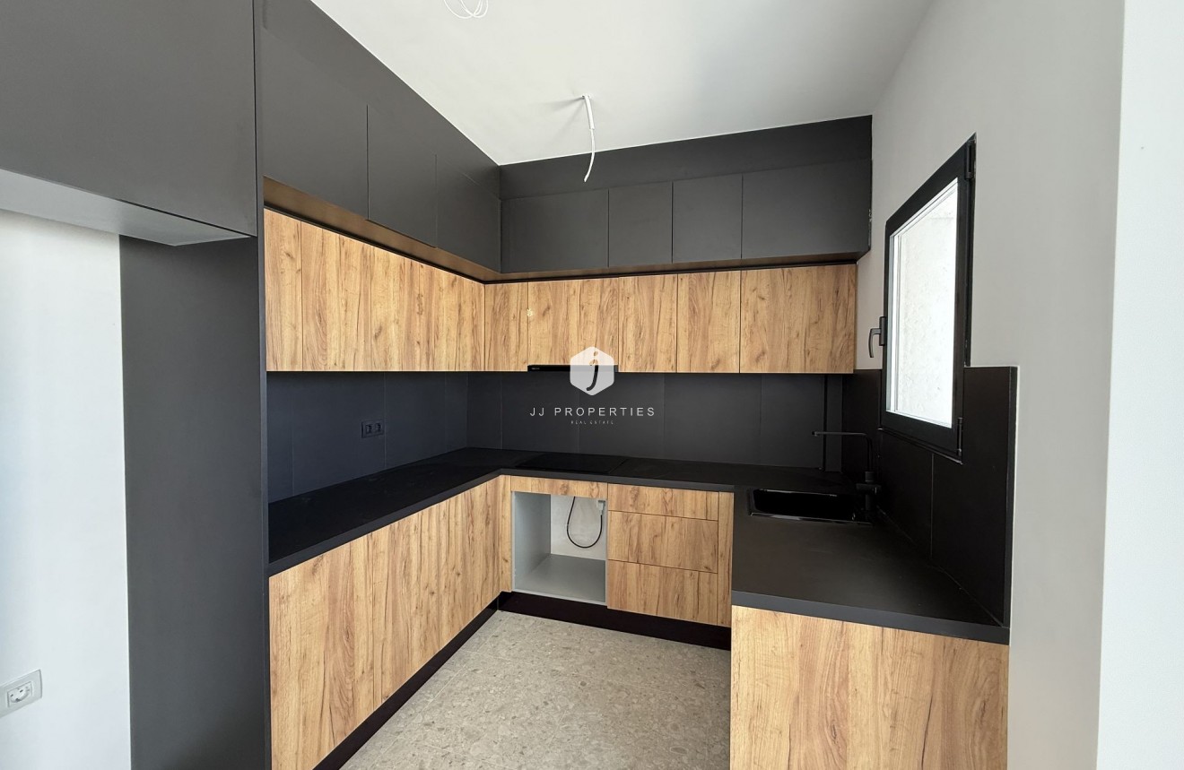 Segunda mano - Ático -
San Miguel de Salinas - Inland