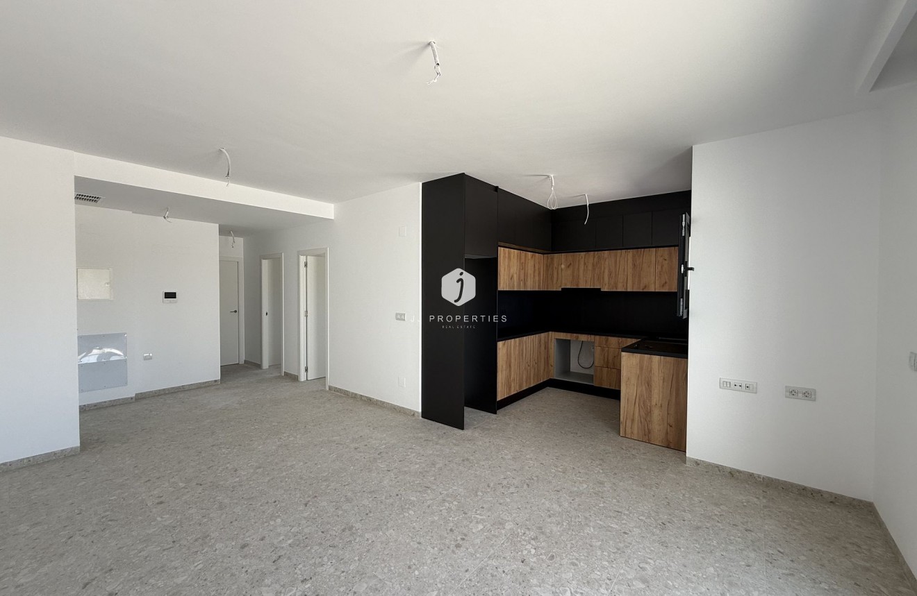 Segunda mano - Ático -
San Miguel de Salinas - Inland