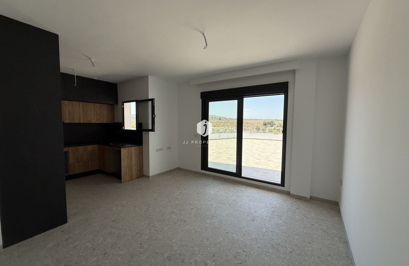 Segunda mano - Ático -
San Miguel de Salinas - Inland