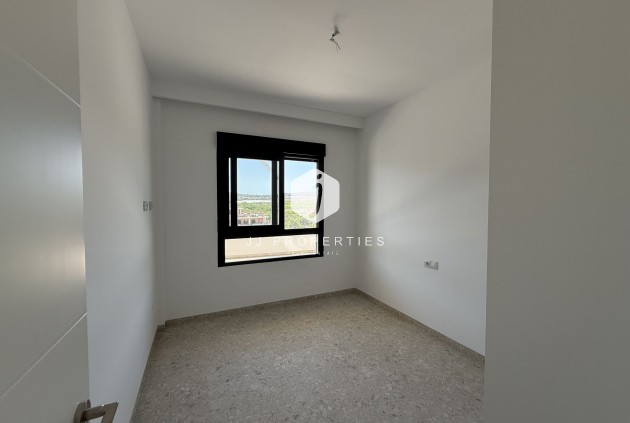 Segunda mano - Ático -
San Miguel de Salinas - Inland