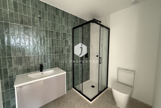 Segunda mano - Ático -
San Miguel de Salinas - Inland