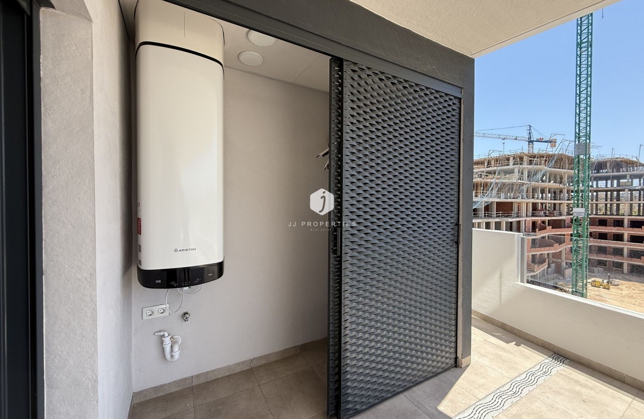 Segunda mano - Ático -
San Miguel de Salinas - Inland