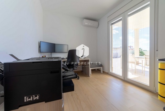 Segunda mano - Villa -
Torrevieja - Costa Blanca