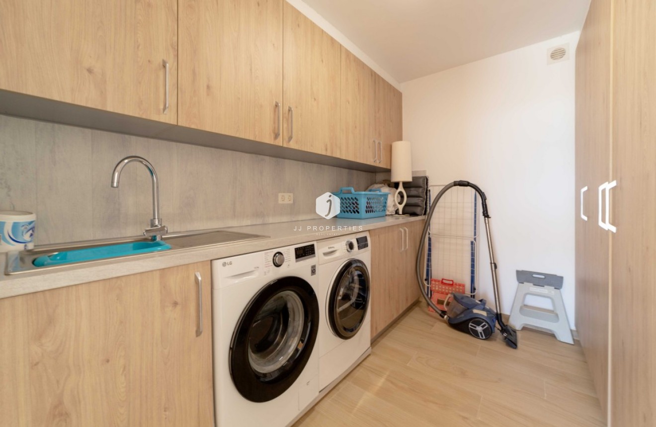 Segunda mano - Villa -
Torrevieja - Costa Blanca