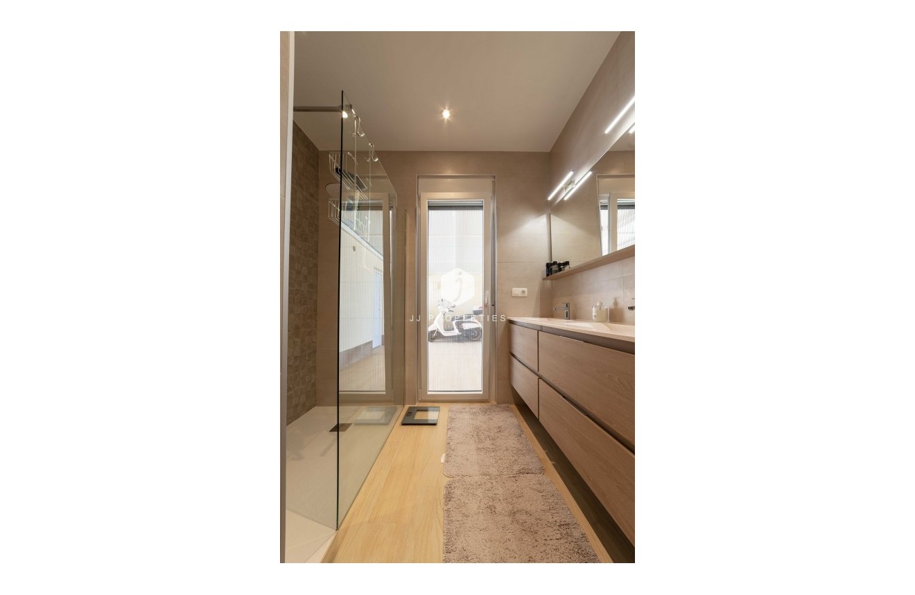 Segunda mano - Villa -
Torrevieja - Costa Blanca